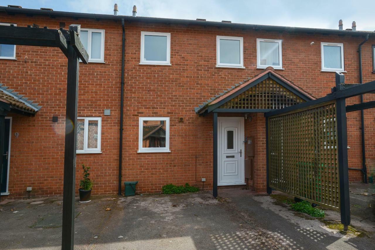 Modern 2Bed House With Parking - Close To Station Villa Nottingham Exterior photo